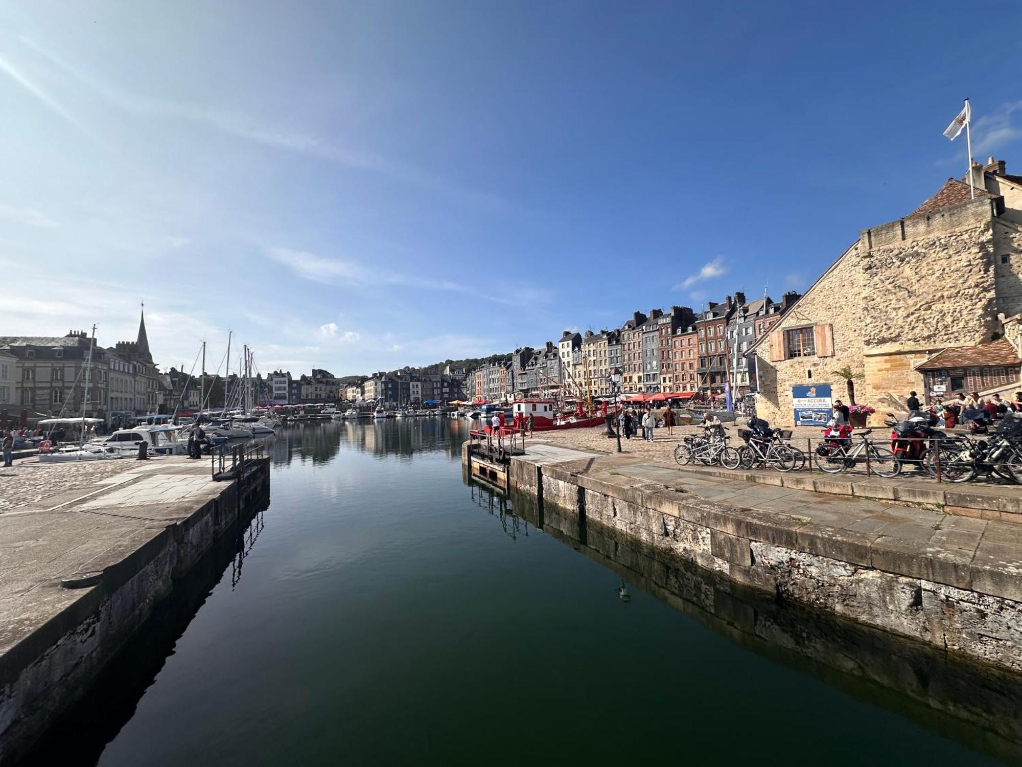 Nid D'Amour Sous Les Toits ! Honfleur Eksteriør bilde