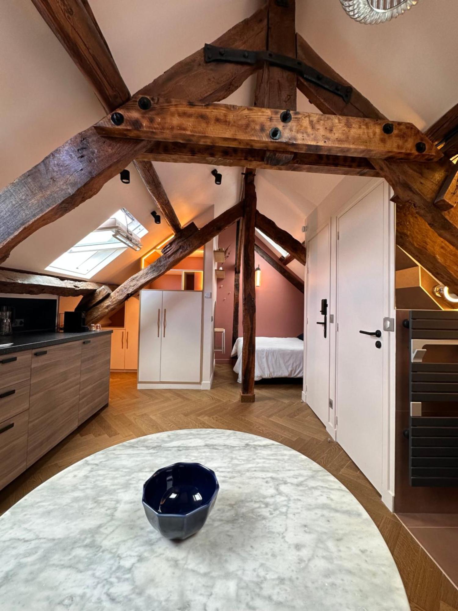 Nid D'Amour Sous Les Toits ! Honfleur Eksteriør bilde